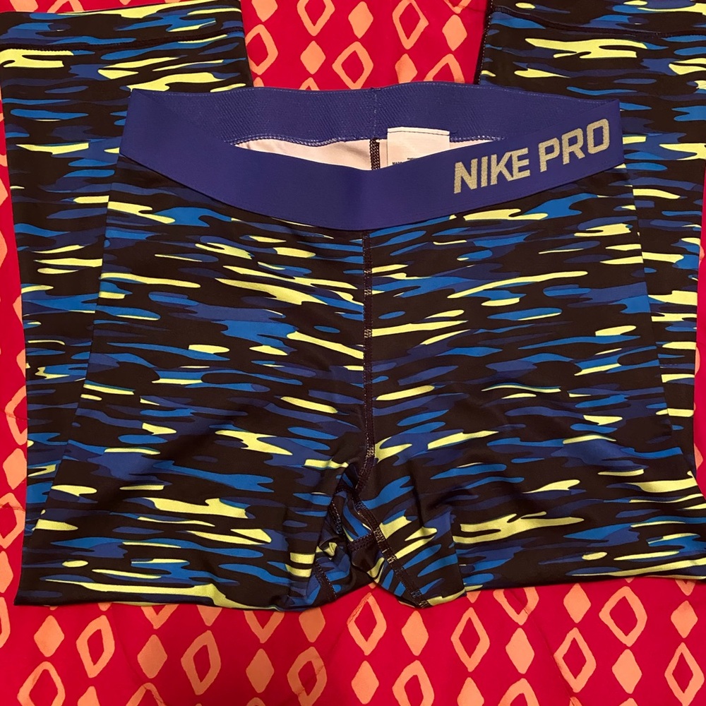 Nike pro leggings